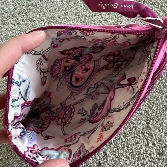 VERA BRADLEY Compact Organizer in Majestic Magenta - Picture 4 of 8
